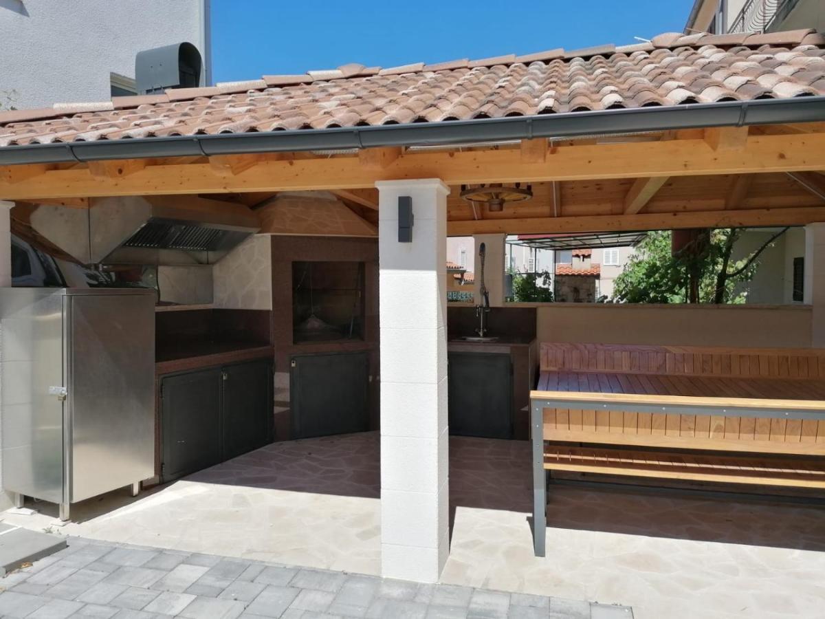 Apartmani Karla Zablace Exterior photo